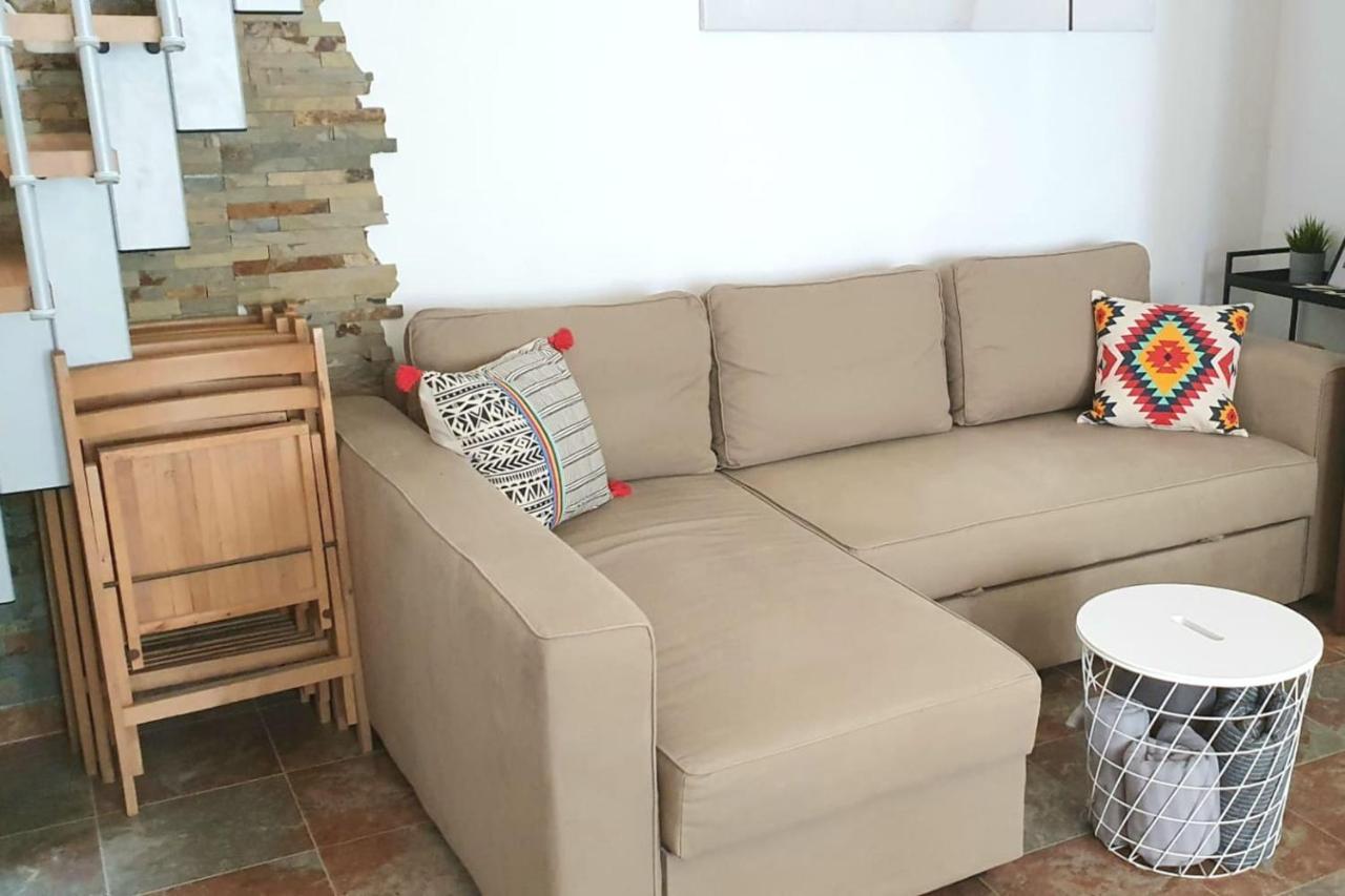 Apartment Lovelystay - Yellow Submarine House *
